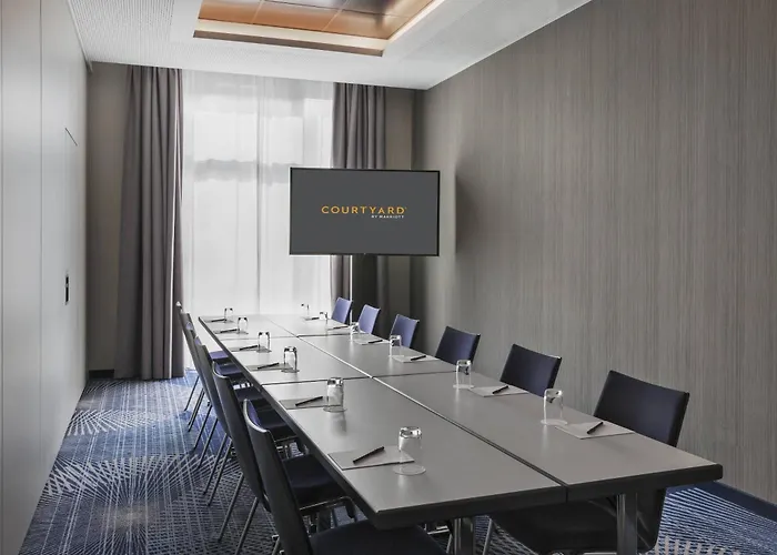 Courtyard By Marriott Hotel Hamburg