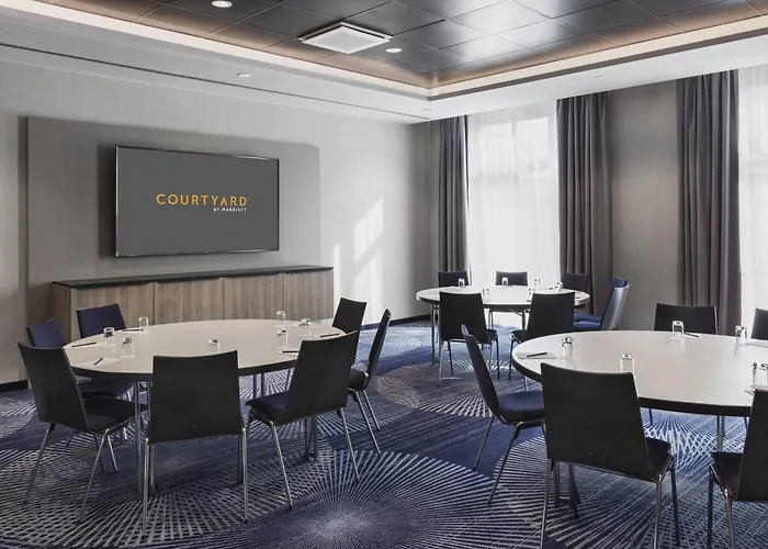 Courtyard By Marriott Hotel Hamburg