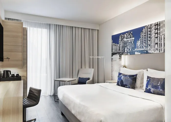Courtyard By Marriott Hotel 4*