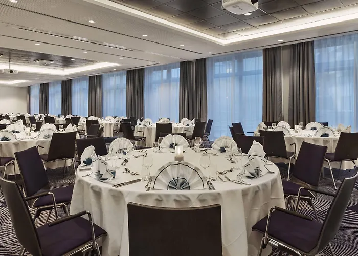Courtyard By Marriott