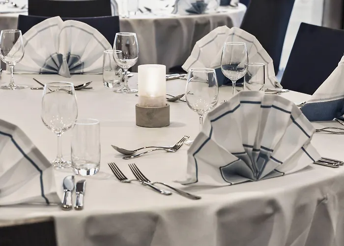 Courtyard By Marriott Hotel Hamburg